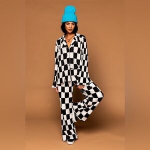 NWOT Dressed in Lala Long Sleeve Plissé Set in Checkerboard